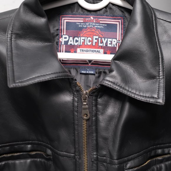 Pacific Flyer Leather Jacket - LARGE - Picture 2 of 3